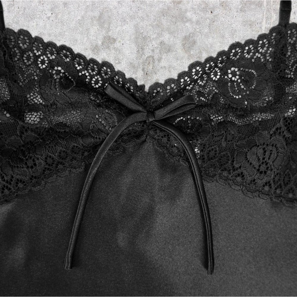 Morgan Taylor Intimates Black Satin Lace Teddy/Nightie sz M - Picture 4 of 5